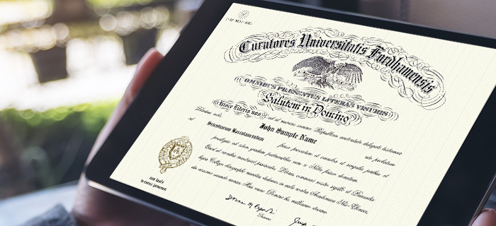 CeDiploma On Tablet